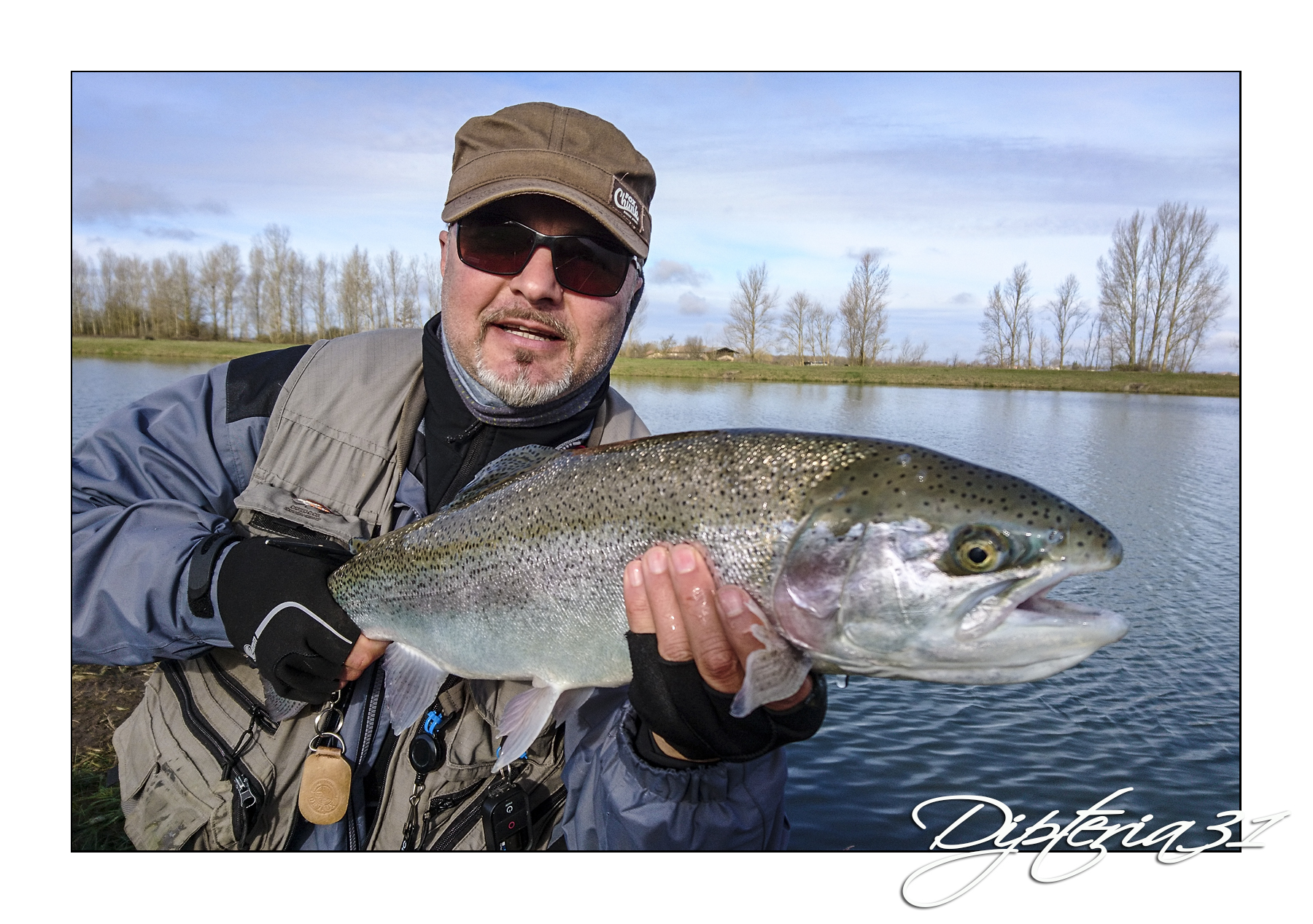 Truite arc en ciel - réservoir - Dipteria guide de pêche